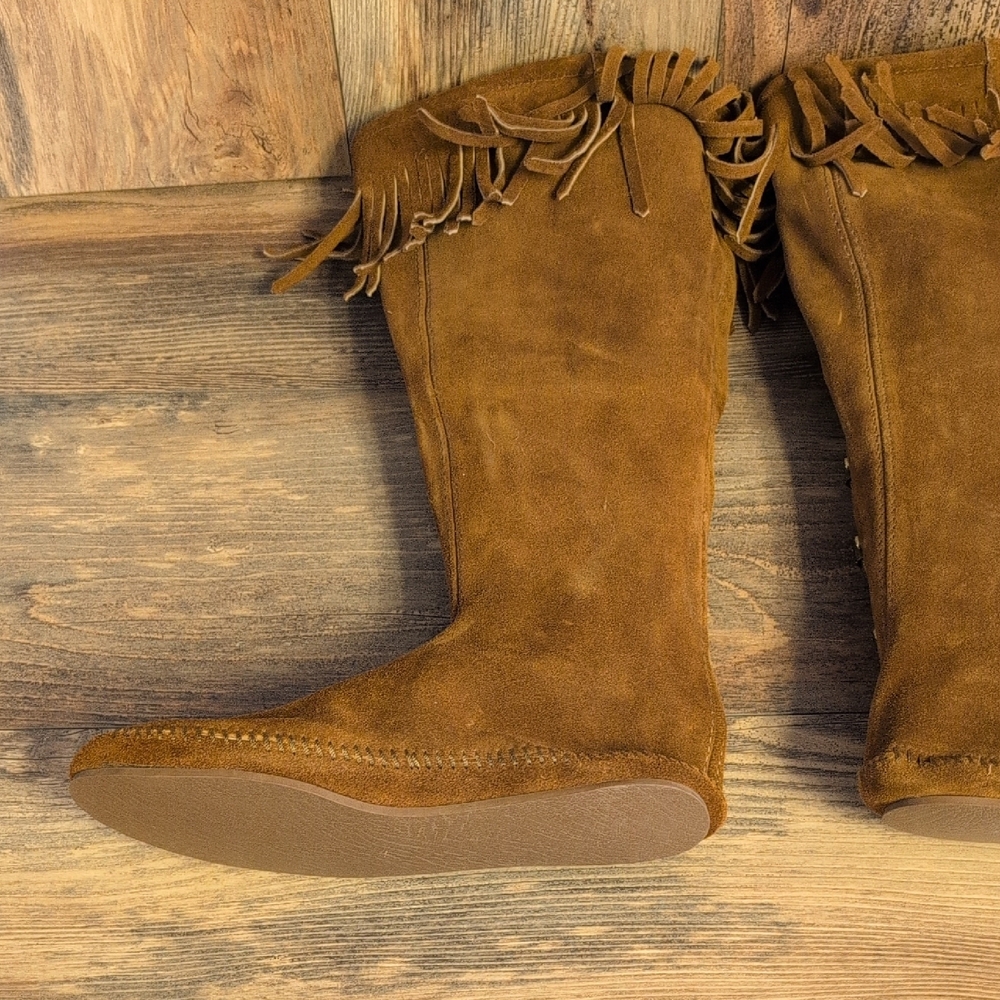 Minnetonka Moccasin Boots 1960s-70s Vintage Suede Side Lace-Up Fringe Boots 8 - Picture 6 of 11